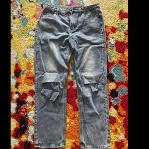 Stonewash ripped baggy jeans